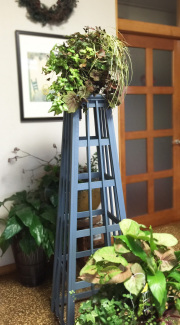 フラワースタンド オベリスクタイプ　Tモデル　　サイズL(高さ130cm,天面23cm角、底面42cm角）