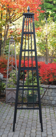 オベリスク　ピラミッドタイプ　「シンプルロッド3」サイズ：WKL（高さ230cm、幅57cm、奥行き57cm）