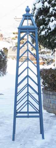 オベリスク　SPピラミッドタイプ　「ツリー」サイズ：WL（高さ２１２cm、幅５０cm、奥行き５０cm）