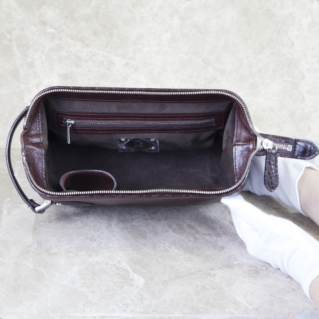 復刻モデル口金式シボ牛革　リミテッド・クロコセカンドバッグ（特典付き）[0615KW13]