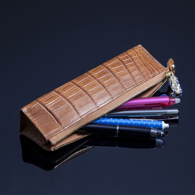 クロコペンケース