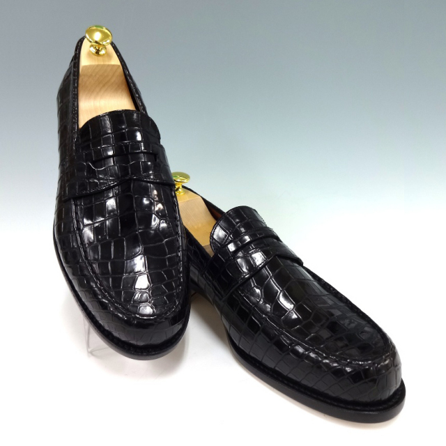 クロコダイルコインローファーシューズ