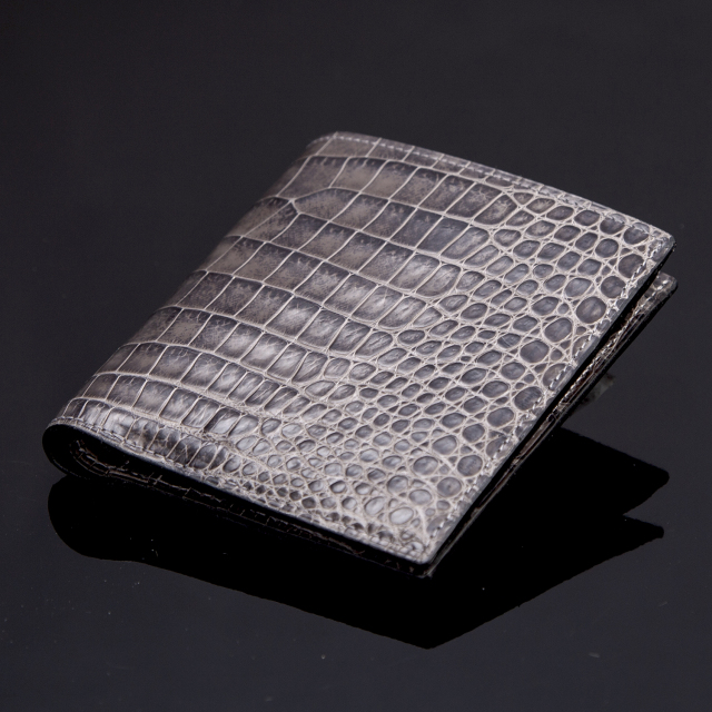 hir 2折り財布(DOJI) 無双二つ折り財布(切り目)縦カード [HI1302M] クロコダイルレザー