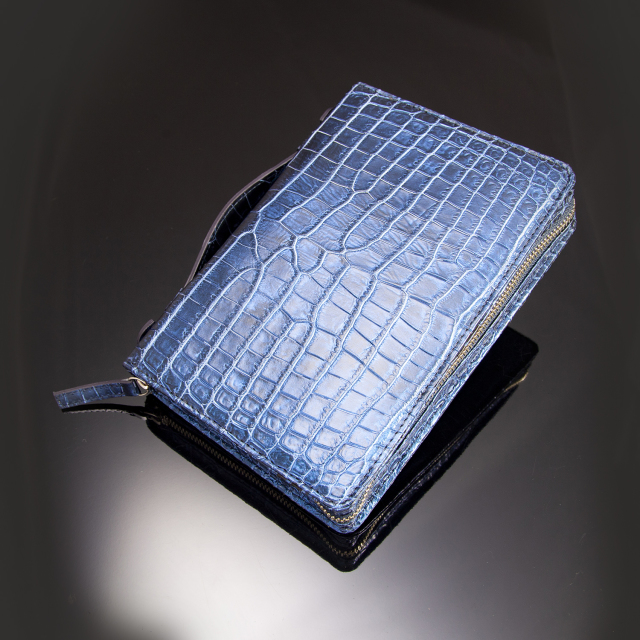 クロコダイルラウンドジップ手帳ケース[LE1811]