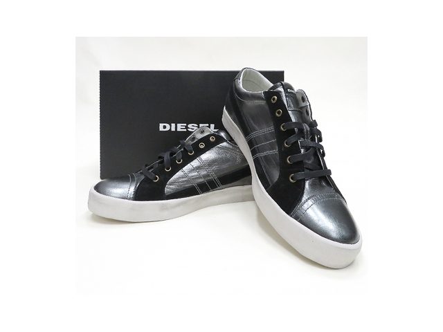 【DIESEL】メンズ◇43（約27ｃｍ）激安“MUST BUY” 期間限定“シルバーコーティング加工を施したレザースニーカー☆オールシーズンフル稼働☆彡70%OFFの6,814円