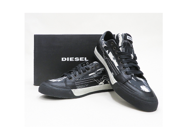 【DIESEL】メンズ◇43（約27ｃｍ）激安“MUST BUY” 期間限定“オリジナルプリントレザー ブラックスニーカー登場☆70％OFFの6,495円☆彡