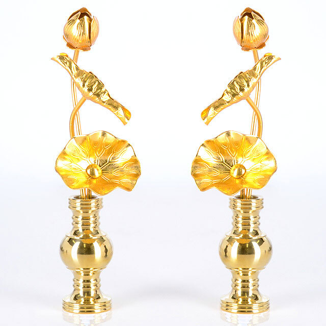 仏具【真鍮製常花 3寸3本立 本金付 華鋲用】[国産][小常花] 金色 真鍮 蓮華 仏花 法要 枯れない 造花 仏具 仏壇 仏壇用 飾り お供え 3号 お仏壇 仏壇 小物