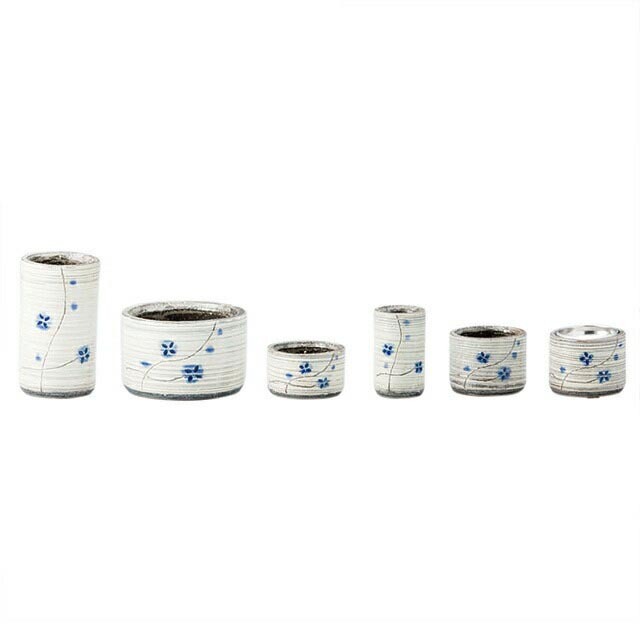 仏具セット【信楽焼 波雲文様青華 6点セット】 国産 仏具 前香炉 香炉 丸香炉 茶湯器 茶器 水入れ 仏飯器 仏器 花立て 火立て ろうそく立て 線香差し ミニ コンパクト おしゃれ 陶器 白 ホワイト お仏壇 仏壇 小物