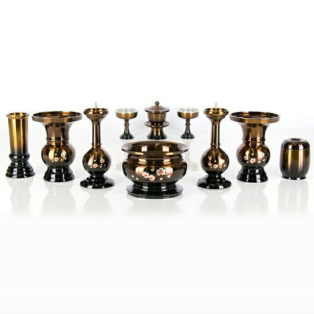 仏具セット【東型 ボカシ上色 さくら彫 10点セット 2.5寸～4.5寸】 浄土真宗 真宗大谷派 東型 ボカシ上色 さくら彫 お仏壇 仏壇 小物 おしゃれ 伝統型 高級 唐木仏壇 3.0寸 4.0寸 可愛い かわいい おすすめ 人気