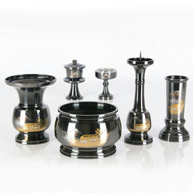 仏具セット 日本製 仏具 国産仏具【瑞鳳型 山水彫 国光メッキ 6点セット 3.0寸～4.5寸】真鍮 香炉 丸香炉 線香差し 線差 線香立て 茶器 茶湯器 仏器 仏飯器 火立て ローソク立て 灯立て 花立て 仏壇 花瓶 お仏壇 仏壇 小物