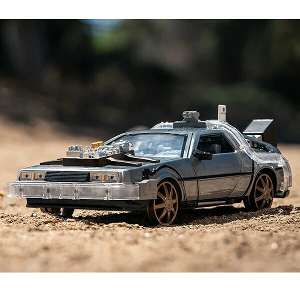 1:24 BACK TO THE FUTURE PART III - TIME MACHINE (RAIL) W/LIGHT