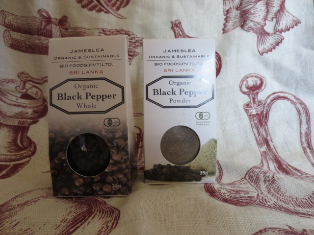 ピリッとした辛味と爽やかな香り【有機黒コショウ（ブラックペッパー）】