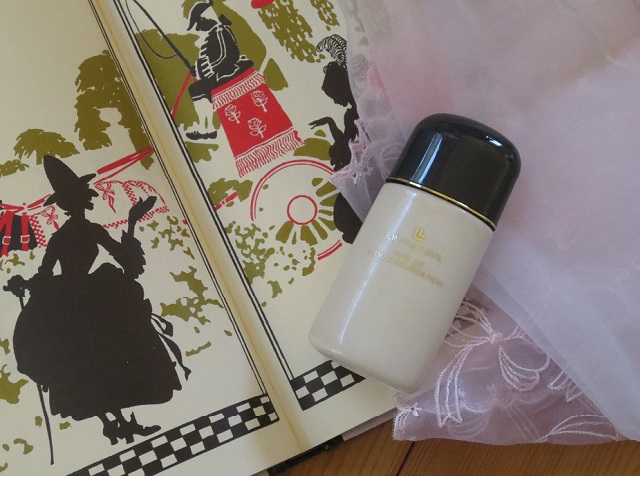 しっとりと馴染む下地ファンデ【リクイドファンデーション】リマナチュラル