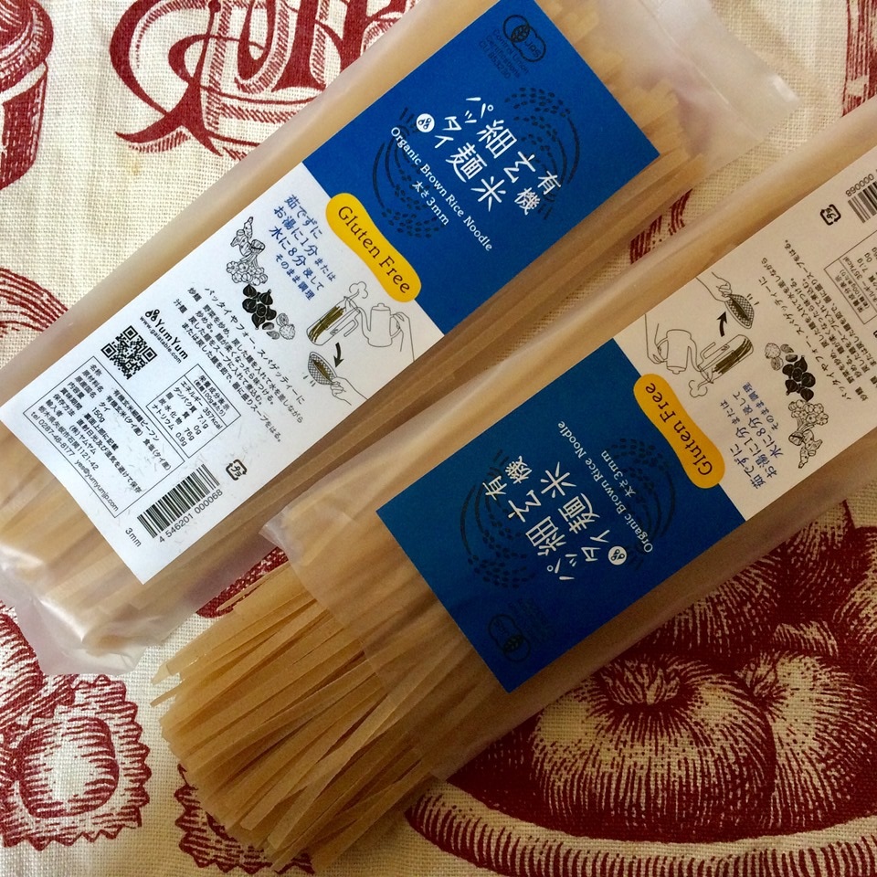 もちもちした食感の本場タイ産・グルテンフリー【有機玄米麺】