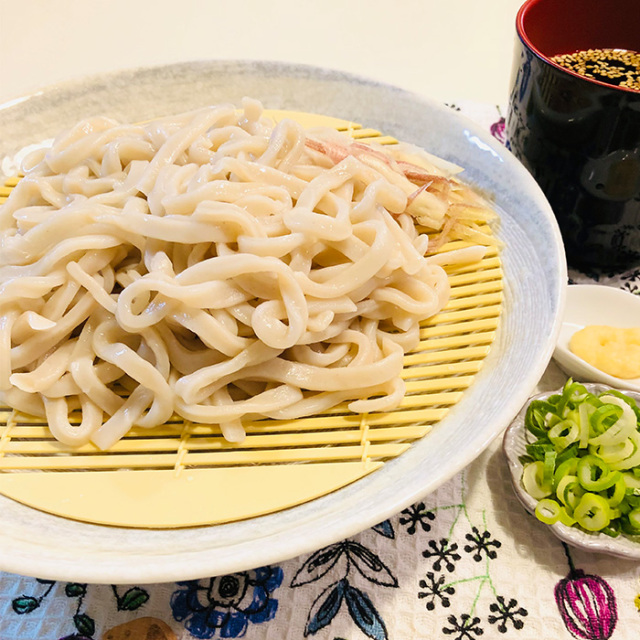 マルワ印の国産小麦粉 生うどん