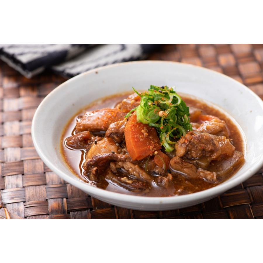 土佐あかうし牛すじ煮込み１