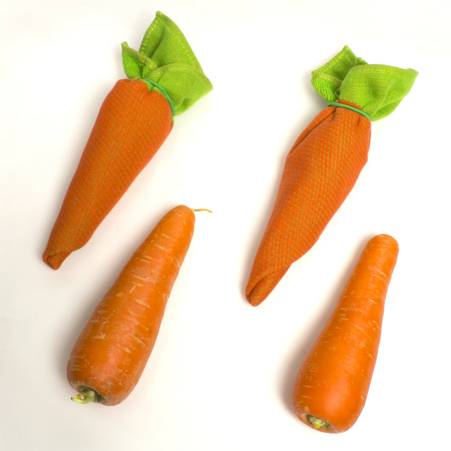 OTNJ-01 折り巻きタオル （にんじん）