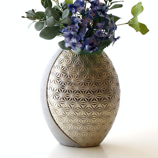 手作りの陶器の花瓶 - 秋の紅葉。高さ22cm、直径10cm。 花瓶・フラワー 