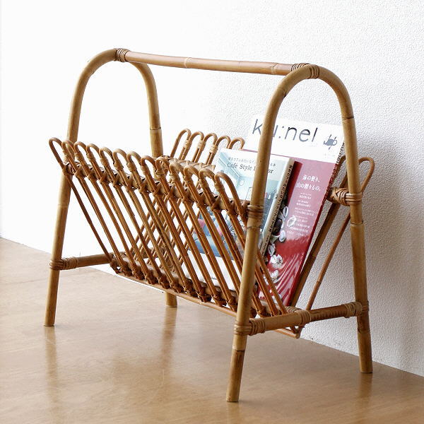マガジンラック ラタン おしゃれ スタンド 新聞 雑誌 絵本 収納 ソファ横 玄関 斜め置き ナチュラル 和風 アジアン インテリア ラタンマガジンラック [cle0469]