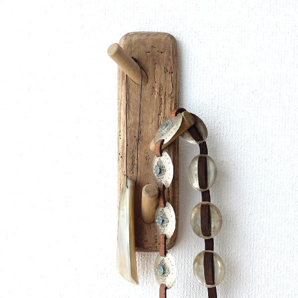 ウォールハンガー 壁掛け フック 木製 おしゃれ ウォールフック ウッド シャビー コートハンガー コート掛け 帽子掛け ウェザードウッドハンガー [cov5987]
