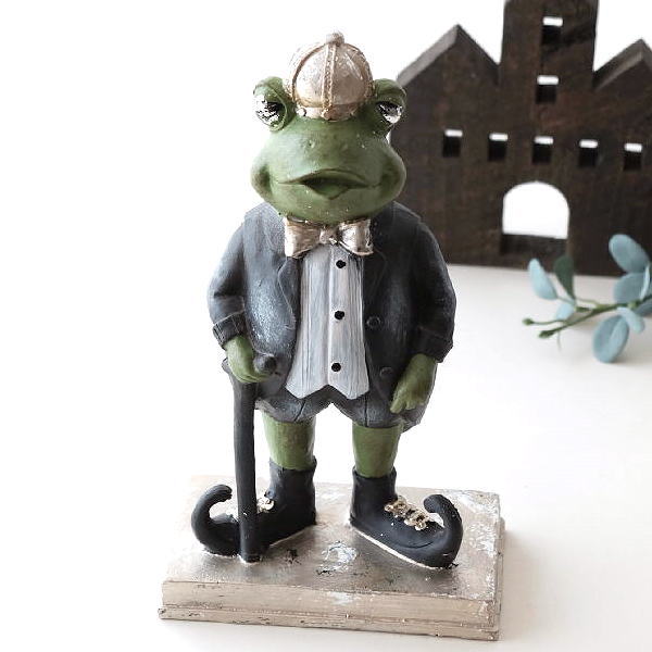 カエル 置物 オブジェ おしゃれ 卓上 雑貨 かえる 蛙 アンティーク調 樹脂製 フロッグ 王冠 ダンディーなクラウンフロッグの置物 [cov6860]