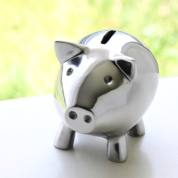 貯金箱 ぶた アルミ製 かわいい おしゃれ シルバー アルミコインバンク ブタ [ebn0962]