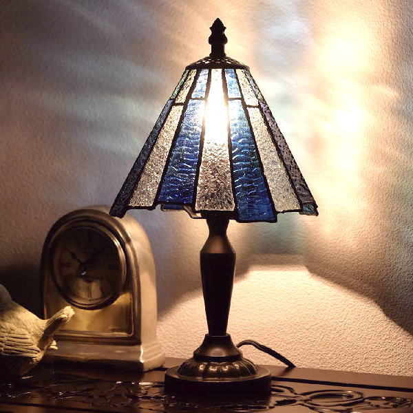 テーブルランプ おしゃれ ステンドグラス 照明 ランプスタンド エレガント クラシック ステンドグラステーブルランプ 【送料無料】 [ebn3108]