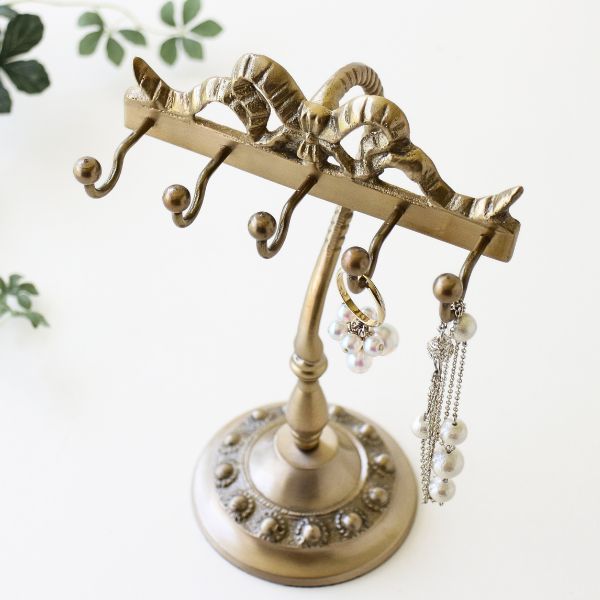 アクセサリースタンド ジュエリースタンド おしゃれ フック エレガント ヴィクトリアン調 真鍮のジュエリースタンド リボン [ebn8170]