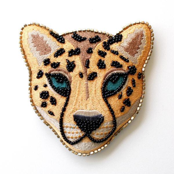 鏡 おしゃれ ハンドミラー コンパクトミラー 手鏡 小さい ビーズ刺繍 ミニ レオパードハンドミラー [kan2262]