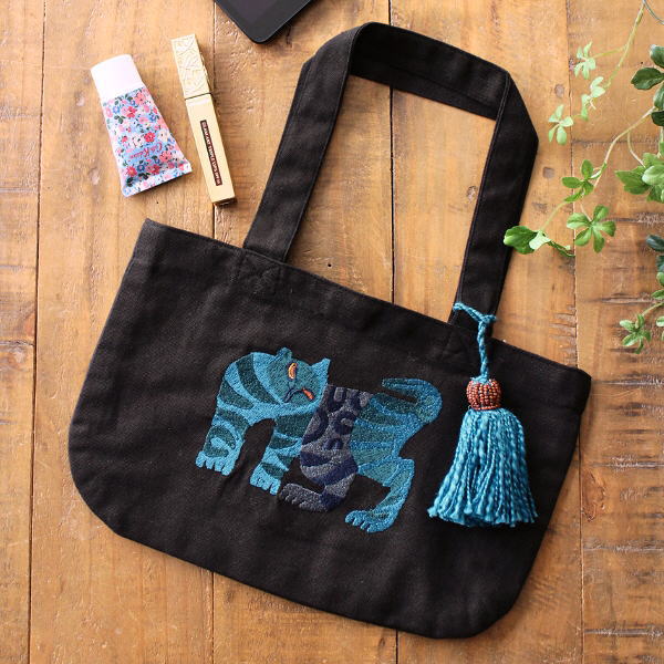 トートバッグ レディース おしゃれ 軽量 軽い 刺繍 ランチバッグ 内ポケット タッセル コットン かわいい CHIZURI刺繍 コットンミニバッグ [kan3041]
