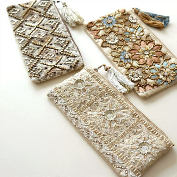 ポーチ 小物入れ かわいい おしゃれ 携帯 スマホ フラットポーチ アクセサリーポーチ ペンケース メガネケース メガネ入れ ビーズ刺繍横長ポーチ 3タイプ [kan4909]