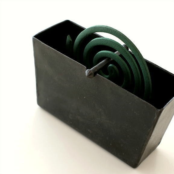 蚊取り線香入れ おしゃれ アイアン スクエア 蚊遣り 蚊やり 蚊遣り器 蚊遣器 蚊取り線香ホルダー かわいい 蚊取線香 立て 蚊取り線香スタンド スクエア [kan8669]