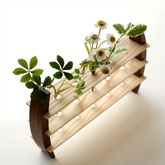 一輪挿し 木製 おしゃれ 花瓶 インテリア 花器 ガラス管 試験管 天然木 デザイン フラワーベース moon5 フラワースタンド [kch5065]