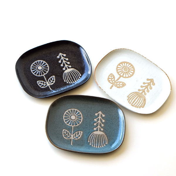 お皿 プレート 北欧 中皿 浅い 陶器 花柄 かわいい 可愛い おしゃれ 瀬戸焼 日本製 焼き物 プレート中皿3カラー [ksn1196]