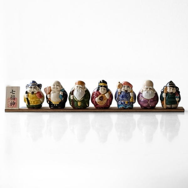 陶器の七福神の置物 [ksn3570]