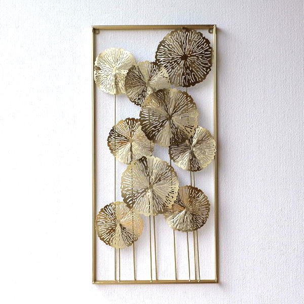 壁飾り アイアン おしゃれ 壁掛け アートパネル アートフレーム ゴールドアイアン リビング 玄関 アイアンの壁飾り ゴールドロータス 【送料無料】 [kwb1040]