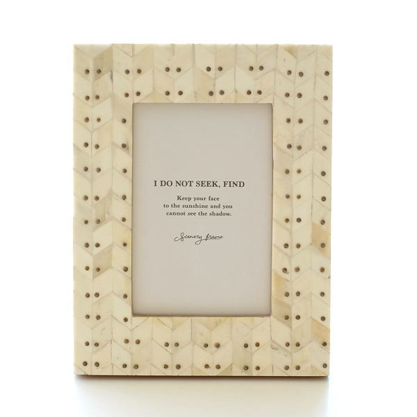 フォトフレーム おしゃれ 写真立て 壁掛け 卓上 ナチュラル モダン レトロ 木製 ボーン 自然素材 天然素材 L判 ボーン ブラスフォトフレーム ドット Cle2368 ギギliving