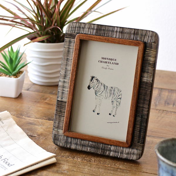 フォトフレーム 木製 おしゃれ 写真立て 壁掛け 卓上 チークウッド ポストカード ハガキサイズ ナチュラル アンティーク 高級感 インテリア ボーンフォトフレーム  AMBUDA [gfc6517]