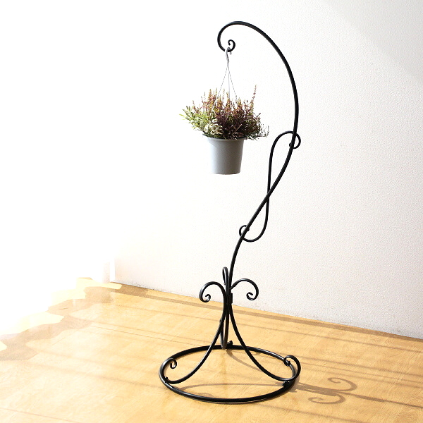ハンギングスタンド アイアン 屋外 室内 観葉植物 吊り鉢 プランタースタンド 130cm ガーデニング ランタン グリーン エレガント 玄関 ベランダ アイアンのハンギングスタンド 130 [iad1697]