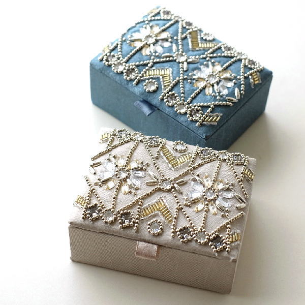 ジュエリーボックス 大容量 可愛い 引き出し アンティーク ミラー アクセサリーボックス アクセサリー 収納 大きい チェストジュエリーボックス Uwr4060 ギギliving