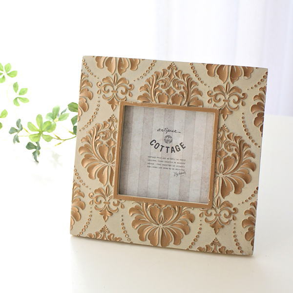 フォトフレーム 写真立て 壁掛け 卓上 ましかく 正方形 スクエア ミニ 小さい 89×89mm 9×9cm アンティーク おしゃれ クラシック アンティークなフォトフレーム アイボリー S [kan4671]