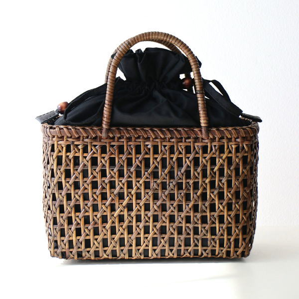 ラタンバッグ かごバッグ 六角編み 軽量 丈夫 透け感 インドネシア製 ナチュラル 巾着 バスケットバッグ ラタンピール かごめ編みバッグ スクエア 【送料無料】 [kan5474]