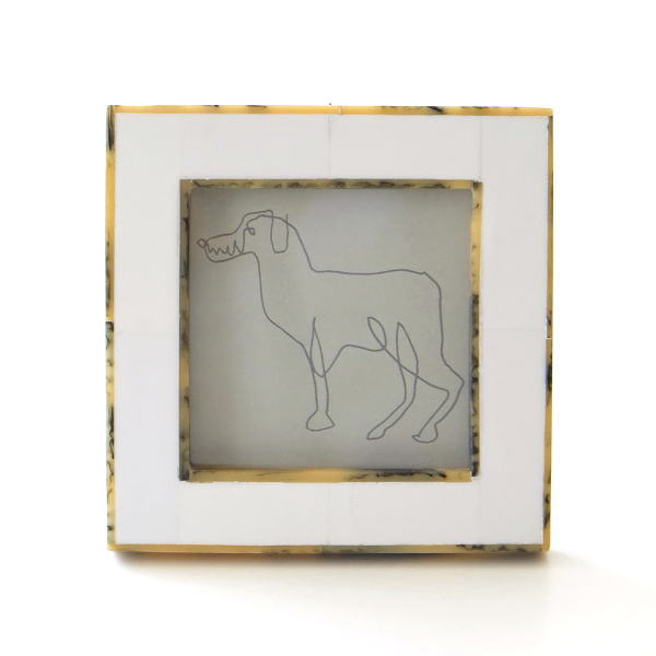 フォトフレーム 写真立て おしゃれ 卓上 壁掛け 正方形 スクエア レジンとホーンのフォトフレーム S Kan54 ギギliving