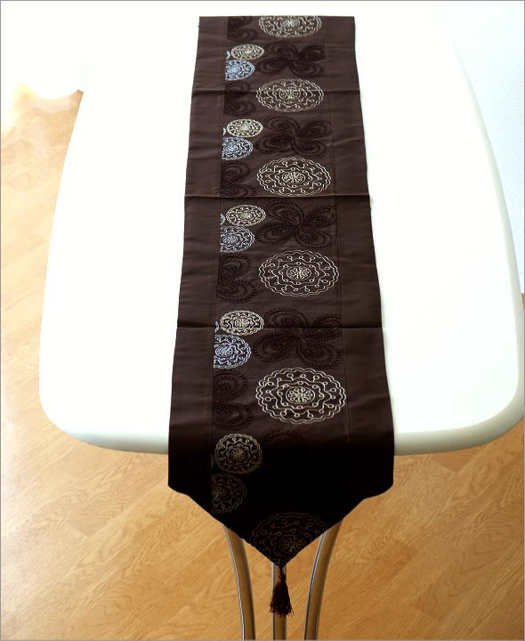 テーブルランナー 北欧 アジアン モダン 和風 エレガント おしゃれ かわいい テーブルセンター テーブルクロス 花瓶敷き テーブルランナー