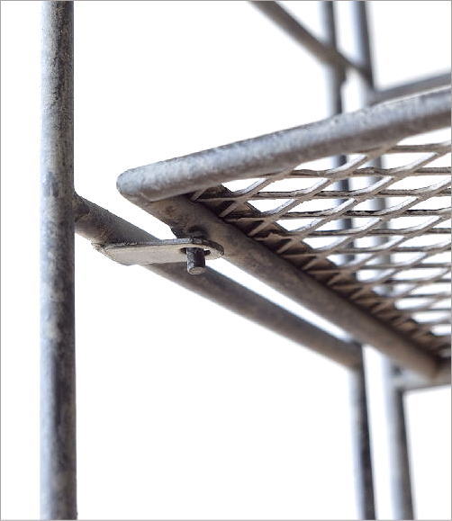 棚 シェルフ ラック 3段 アイアン メッシュ 本棚 収納棚