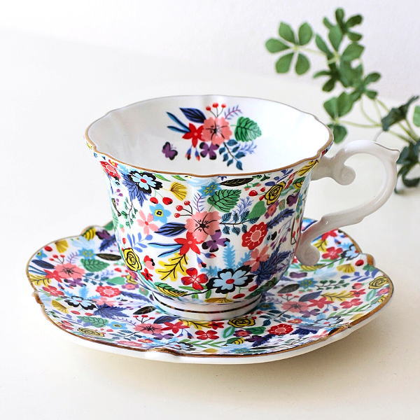 カップ＆ソーサー ボーンチャイナ 花柄 ビタミンカラー 白磁 おしゃれ 軽い 薄口 ティーカップ 電子レンジ対応 食洗機対応 フラワーカップ＆ソーサー [pic2694]