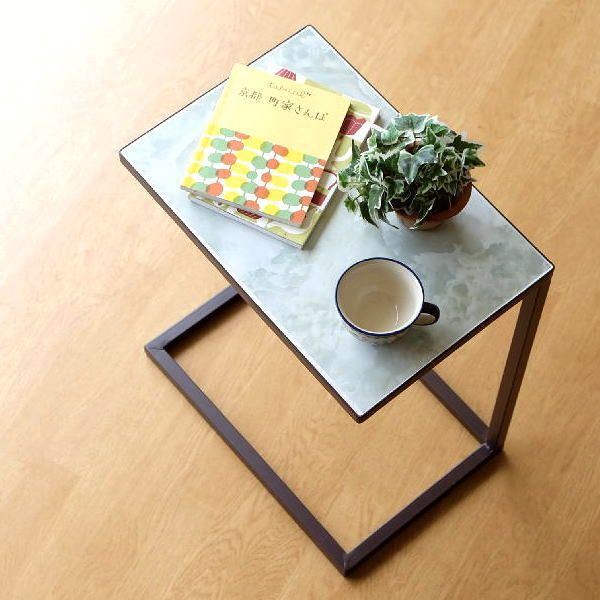 おしゃれなサイドテーブルの通販 ギギliving