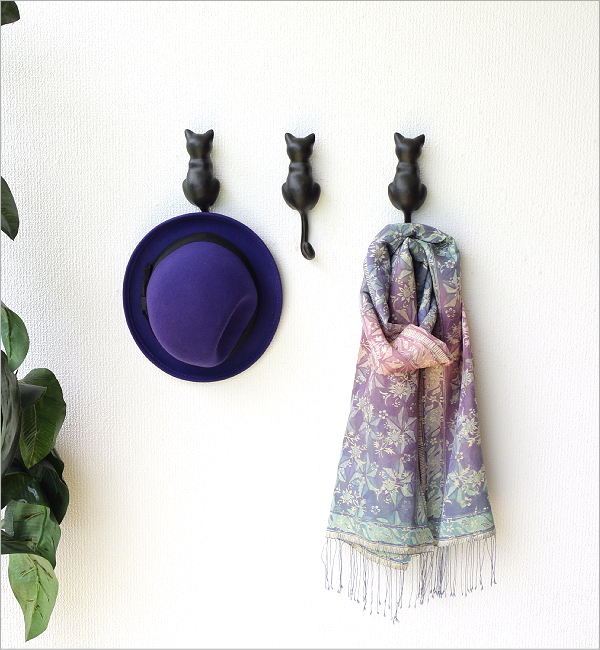 2点(2匹)セット★ハンドメイド　壁掛け猫フック　ネコ　cat CATしっぽ 壁掛けフック 猫 雑貨 壁掛 キーフック 鍵かけ 帽子掛け