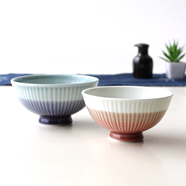 夫婦茶碗 波佐見焼 おしゃれ 磁器 ご飯茶碗 大小セット ペア ギフト プレゼント 電子レンジ 食洗機対応 日本製 和モダン 可愛い くすみカラー 焼き物 筋彫 軽量 夫婦茶碗 [skt3251]