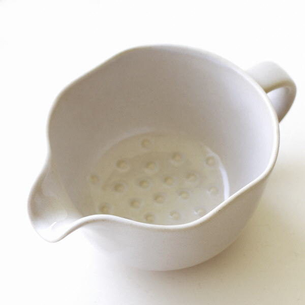 まぜ鉢 陶器 おしゃれ 取っ手付き 波佐見焼 日本製 和風 和食器 焼き物 注ぎやすい シンプル ナチュラル 小鉢 小皿 白釉 取っ手付きまぜ鉢 [skt7010]